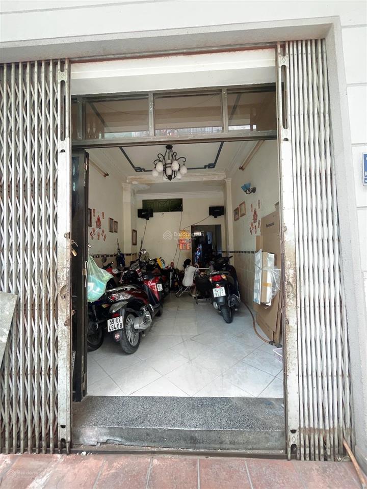 Bán nhà thành thái 3.7m x 13m, quận 10, 4 tầng, 8.5 tỷ tl, hẻm trước nhà ô tô nhỏ vào được