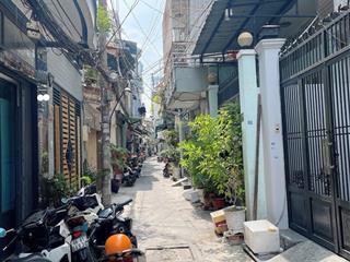 Bán nhà thành thái 3.7m x 13m, quận 10, 4 tầng, 8.5 tỷ tl, hẻm trước nhà ô tô nhỏ vào được