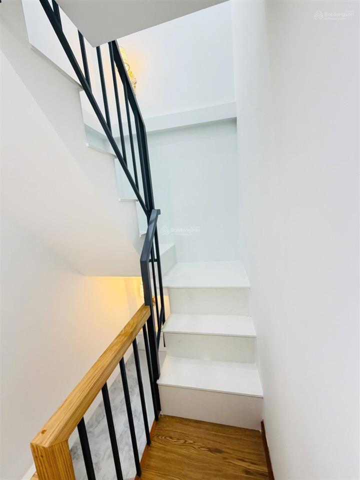 Bán nhà tô hiến thành 3m x 4.5m, quận 10 giá chỉ 2.88 tỷ