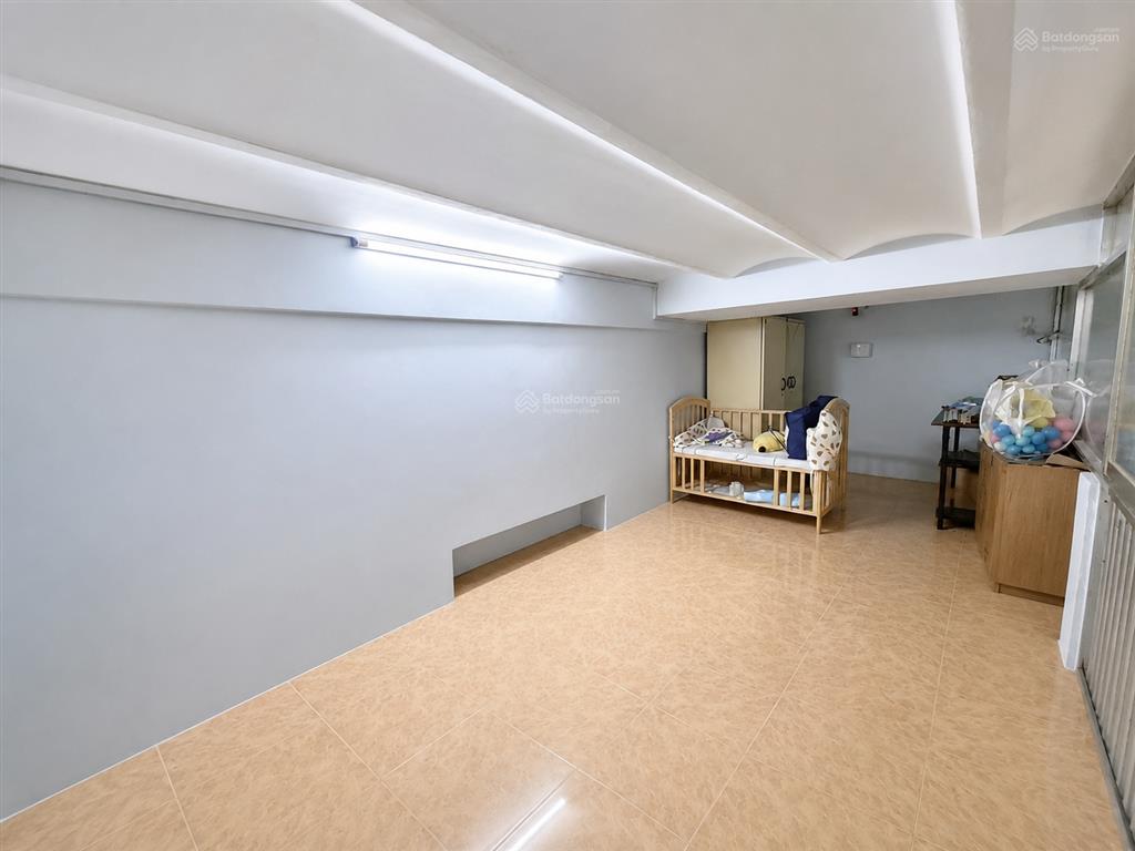 Bán nhà trần nhân tôn, 6m x 10m, 3pn, trung tâm quận 10, giá chỉ 5.7 tỷ