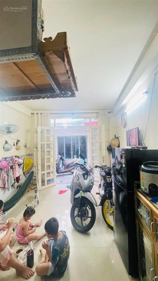 Bán nhà sư vạn hạnh, 3.8m x 7m, 5 tầng, quận 10 chỉ 4.75 tỷ