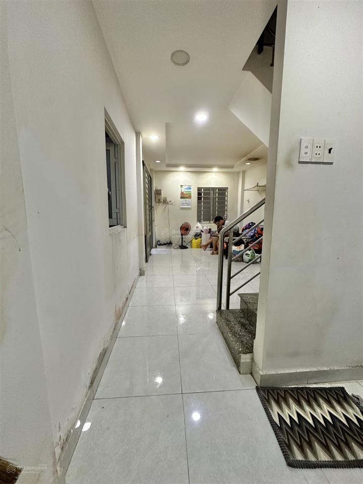 Bán nhà lê hồng phong, 3,6m x 8m, quận 10 giá chỉ 4,8 tỷ.