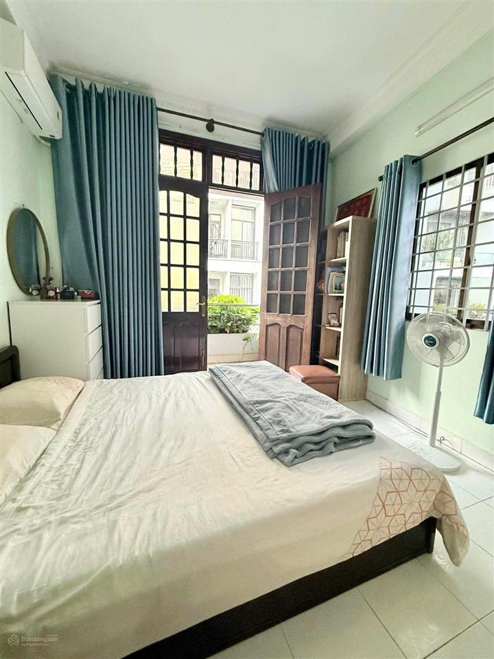 Bán nhà hẻm ô tô cách mạng tháng 8, 3.4m x 11m, quận 10 chỉ 7,9 tỷ