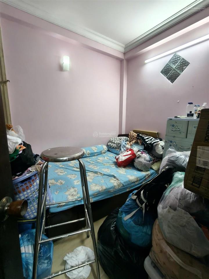 Bán nhà lê văn sỹ, 3.3m x 9.5m, 3 tầng, tân bình giá chỉ 4,5 tỷ.