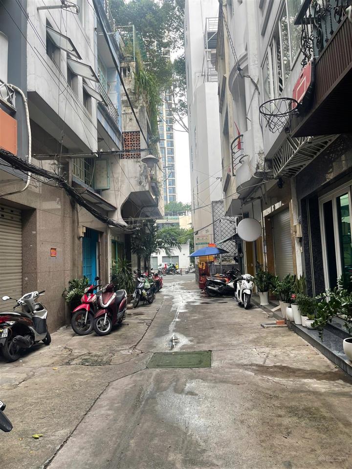 Bán nhà 3.2m x 10m, hẻm xe hơi, giá chỉ 7.7 tỷ tl, 3 tháng 2, p.11, quận 10.