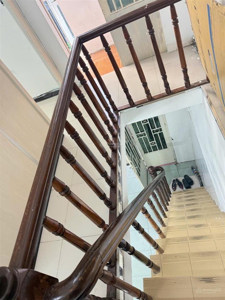 Bán nhà hẻm xe hơi, tô hiến thành, 4m x 7m, 30m2, 4,8 tỷ tl, 2 tầng, 3pn.