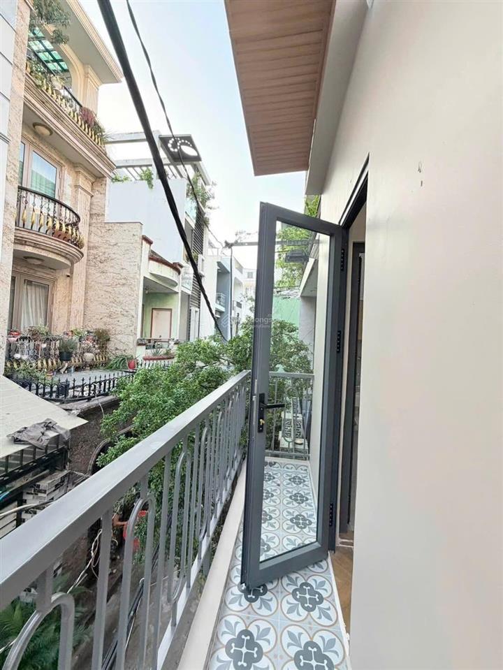 Bán nhà 4.3m x 10m, lý thường kiệt, chỉ 6.1 tỷ, 2 tầng, 3pn, tân bình sát quận 10.