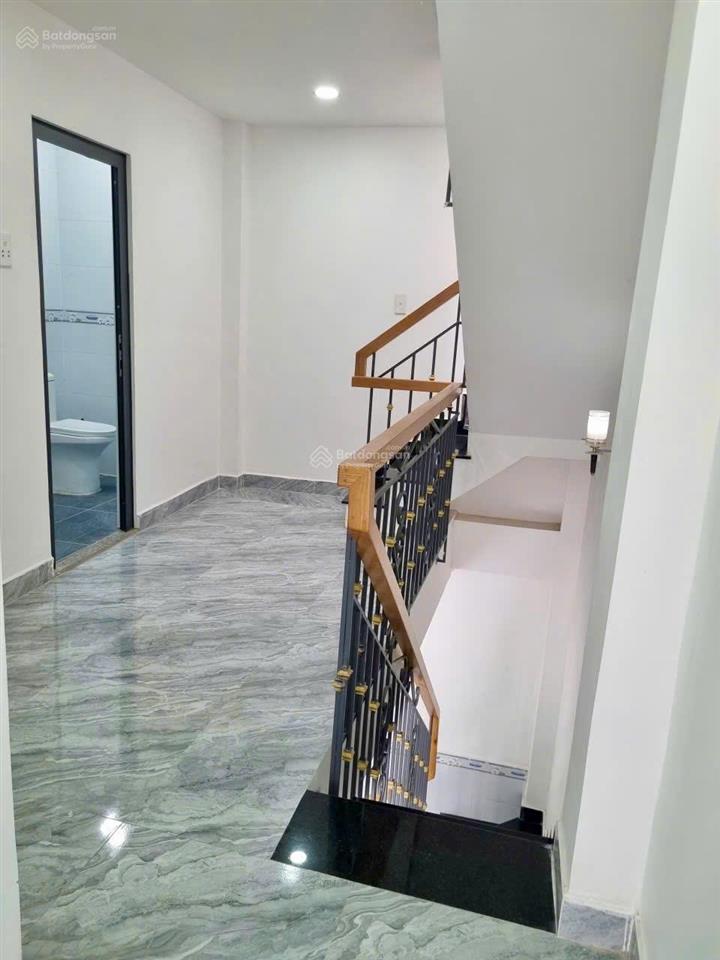 Bán nhà góc 2 mặt tiền, hẻm hương lộ 2, p. bình trị đông, dt 4 x 12m, 3 tấm, giá 4.65 tỷ