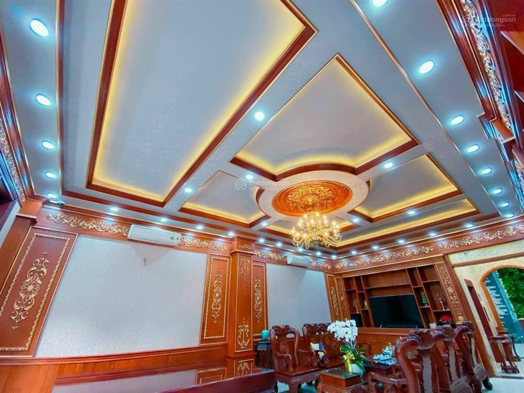 Bán nhà khu tên lửa, mt đường số 19, dt 10 x 20m, 4 tấm, giá 48 tỷ.