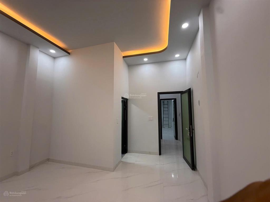 Bán nr tại lũy bán bích, 6,45 tỷ, 62m2, hot!