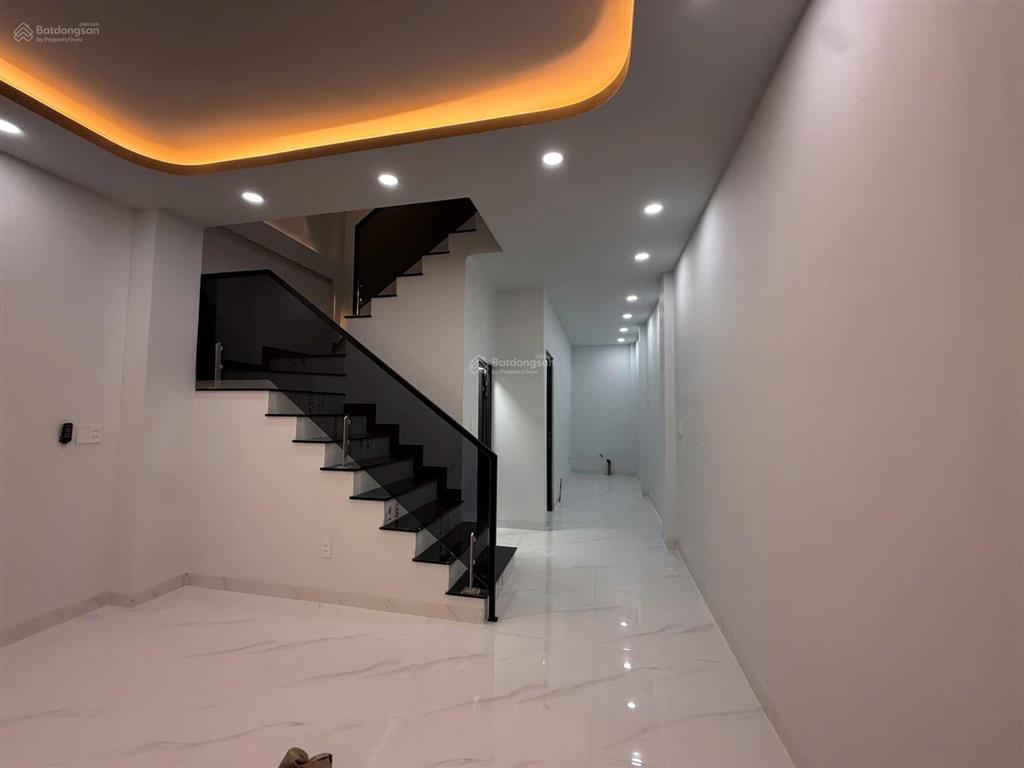 Bán nr tại lũy bán bích, 6,45 tỷ, 62m2, hot!