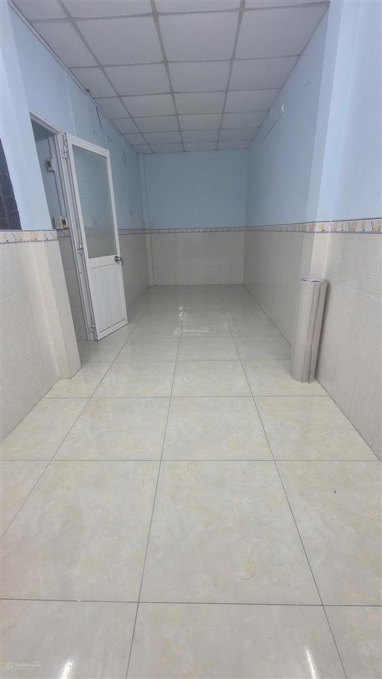 Bán nhà hẻm 588 tỉnh lộ 10, dt 6 x 10m 1 lầu, 3,75 tỷ. gần aeon mall tên lửa