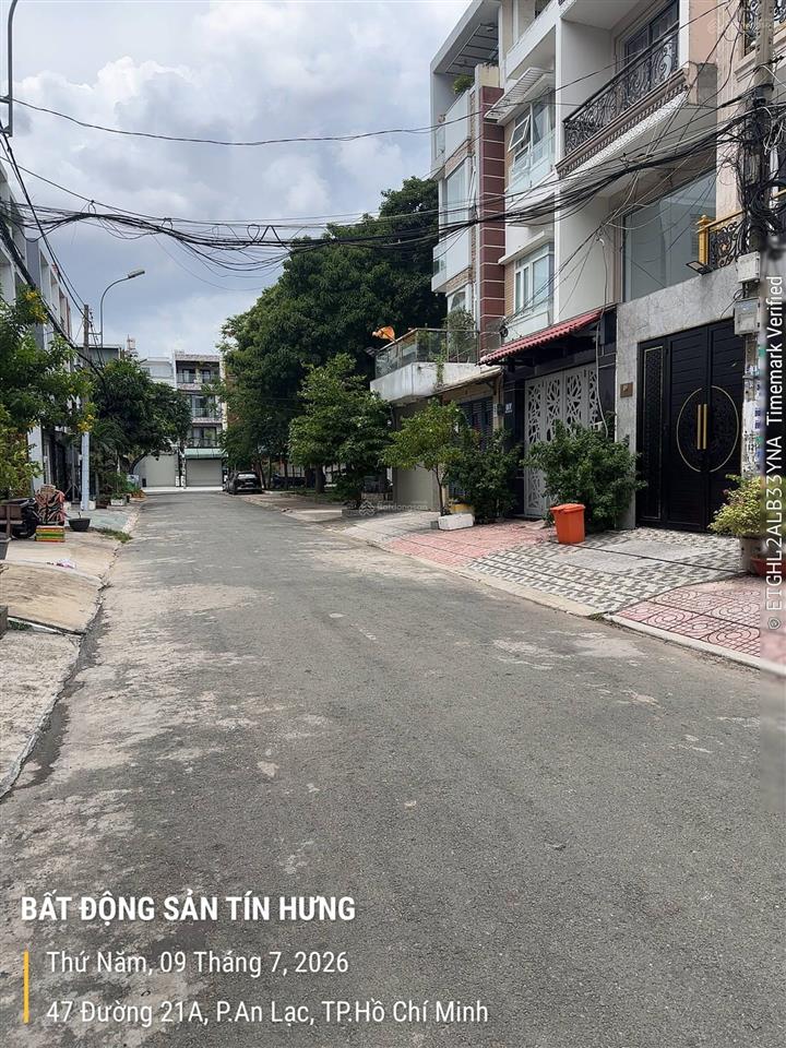 Khu tên lửa, mt đường số 21a, dt 4 x 22.5m, 8.2 tỷ. cách công viên 30m