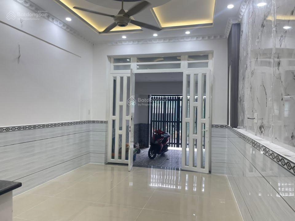 Mt đường liên khu 1618, p. bình trị đông, dt 4 x 19m, 3.5 tấm