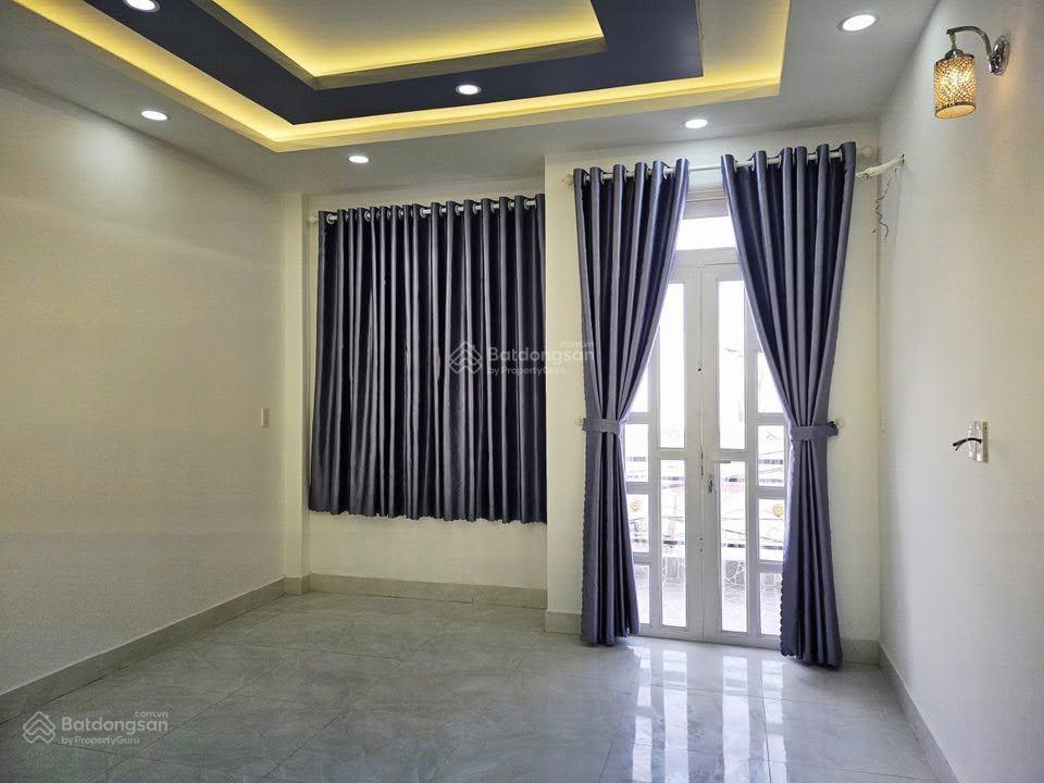 Mt đường liên khu 1618, p. bình trị đông, dt 4 x 19m, 3.5 tấm