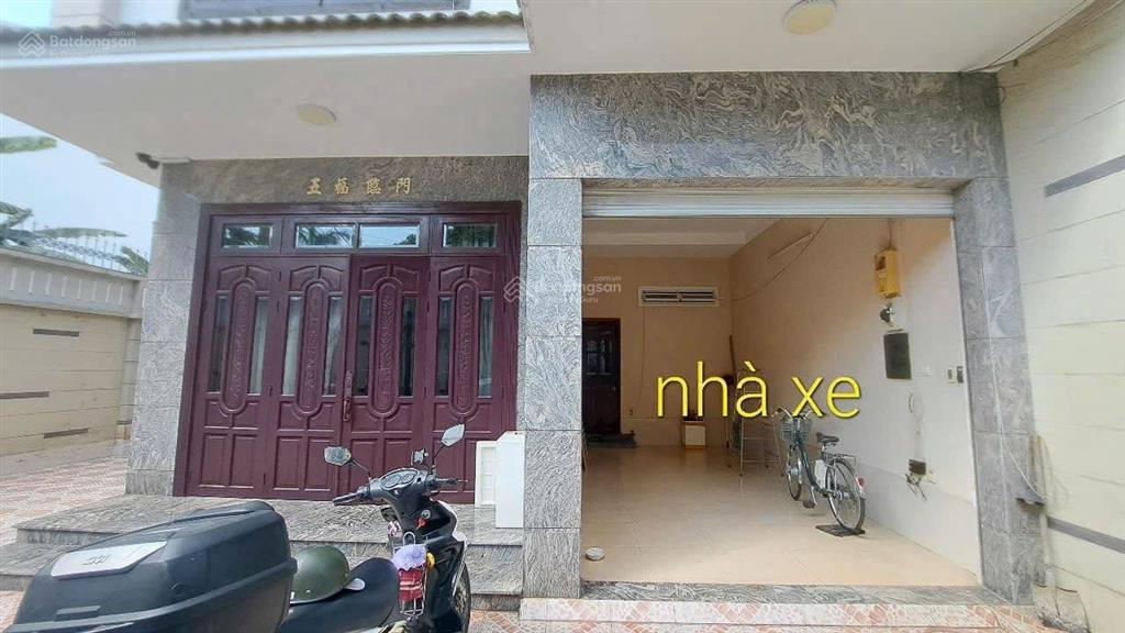 Cho thuê biệt thự khu tên lửa, mt đường số 13c, dt 10 x 22m, 3 tấm, giá 40 triệu/tháng