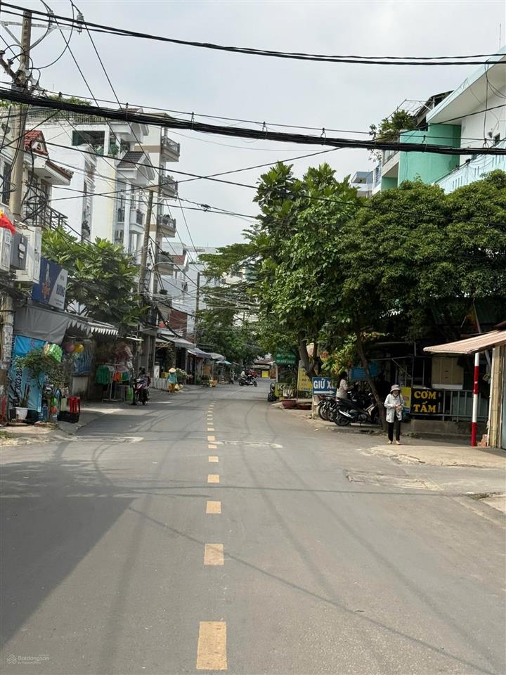 1 lô đất 77m2, hẻm trước nhà 10m, gpxd 5 lầu của đường lê đức thọ, giá chỉ 9 tỷ còn tl