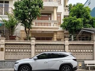 Bán biệt thự góc 2 mặt tiền hẻm xe tải dương quảng hàm 150m2 , dt  9m x 19m , 4 lầu