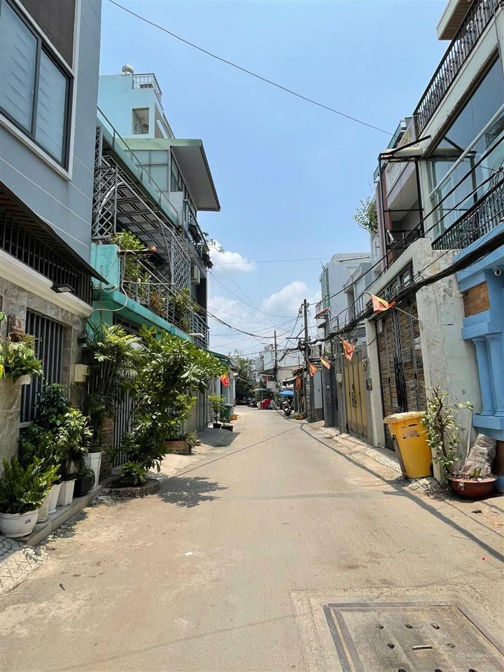 Bán nhà hẻm 1 sẹc dương quảng hàm , p. 5 , trệt 3 lầu