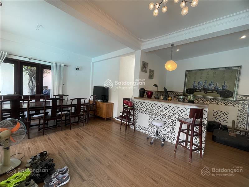 Bán biệt thự đơn lập 300m2 có hồ bơi đường dương quảng hàm