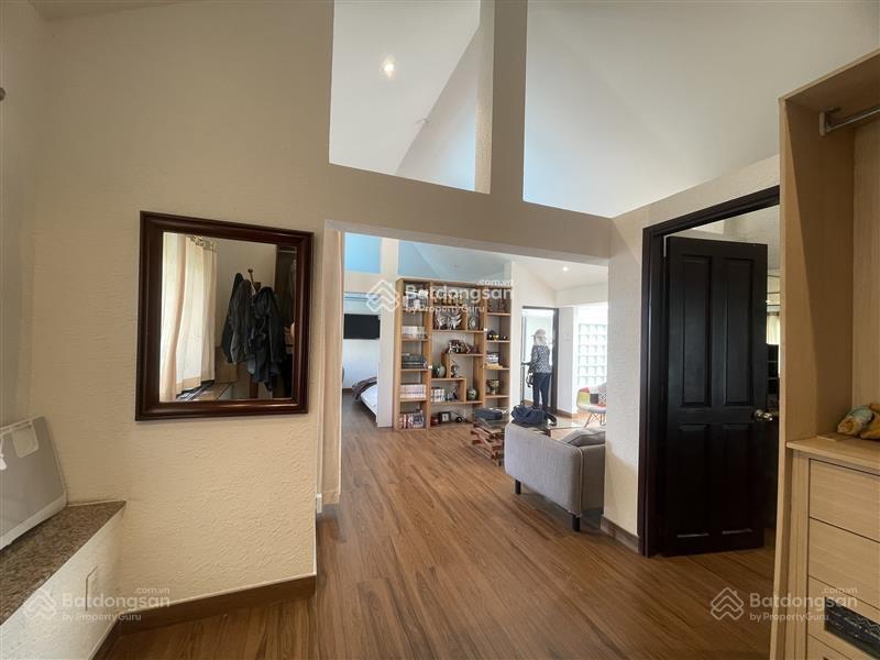 Bán biệt thự đơn lập 300m2 có hồ bơi đường dương quảng hàm