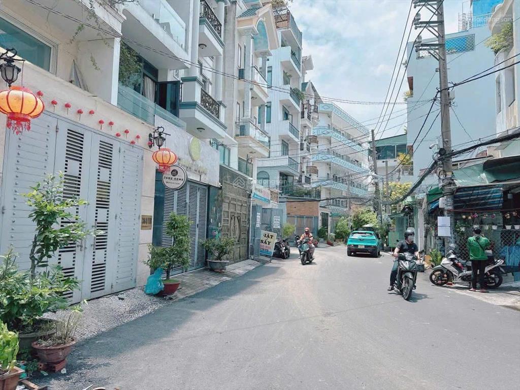 Bán nhà mặt tiền thụt dương quảng hàm p5 gò vấp.