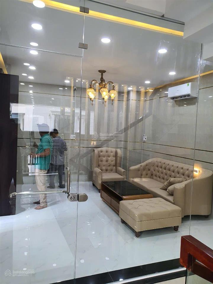 Căn góc 2 mặt tiền đường nguyễn oanh, 5 tầng, 60m2, giá chỉ 10,x tỷ