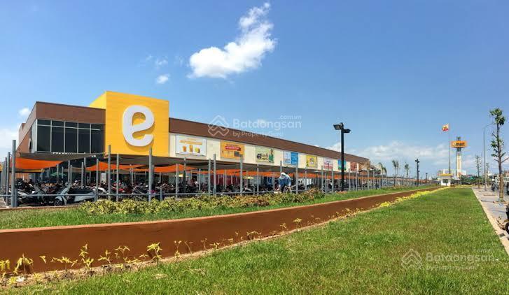 Bán nhà hẻm oto phan văn trị đối diện emart , 6m x 17m , giá  10,x tỷ