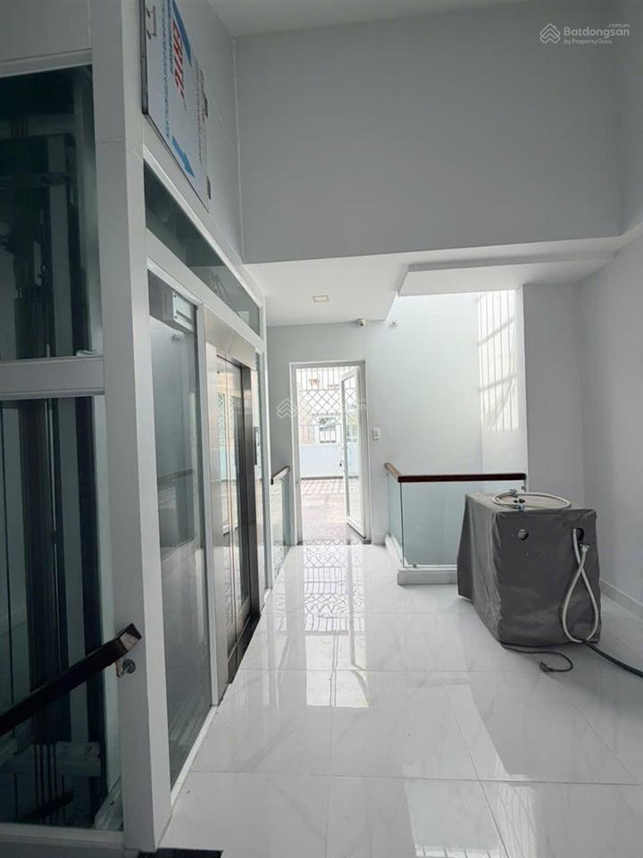 Bán gấp nhà riêng 4pn, 5wc, thang máy 100m2 tại dương hồng garden house, 12,5 tỷ