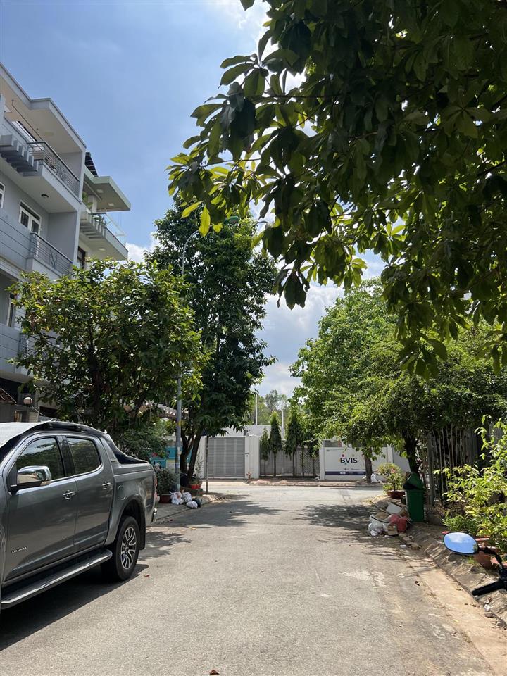 Bán đất nền kdc 6b intresco 100m2 giá 8.5 tỷ (đã bao gồm móng cọc)