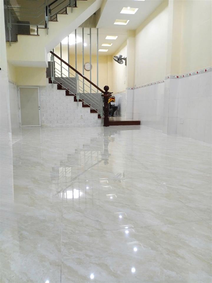10 triệu cho thuê mặt bằng đường số q4 (4x12m) gần chung cư, đ. hoàng diệu, mới đẹp, spa, gym