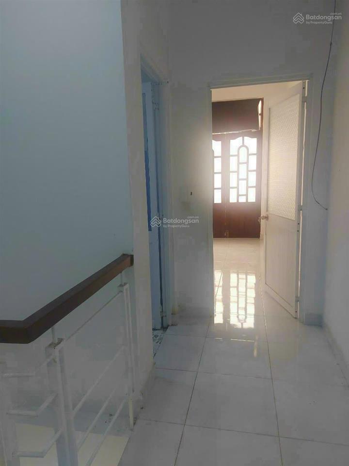 * 3 tỷ 7 bán nhà cao lỗ thông phạm hùng bhbc liền kề p4q8. (4x12) 2tầng, 2pn  2wc, gần parc mall