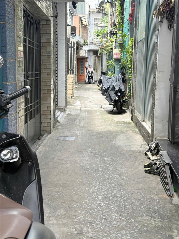 * [2tỷ950] (tl) âu dương lân q8. shrhc, nở hậu, nhà 2 tầng, 2pn gần chợ, trường học