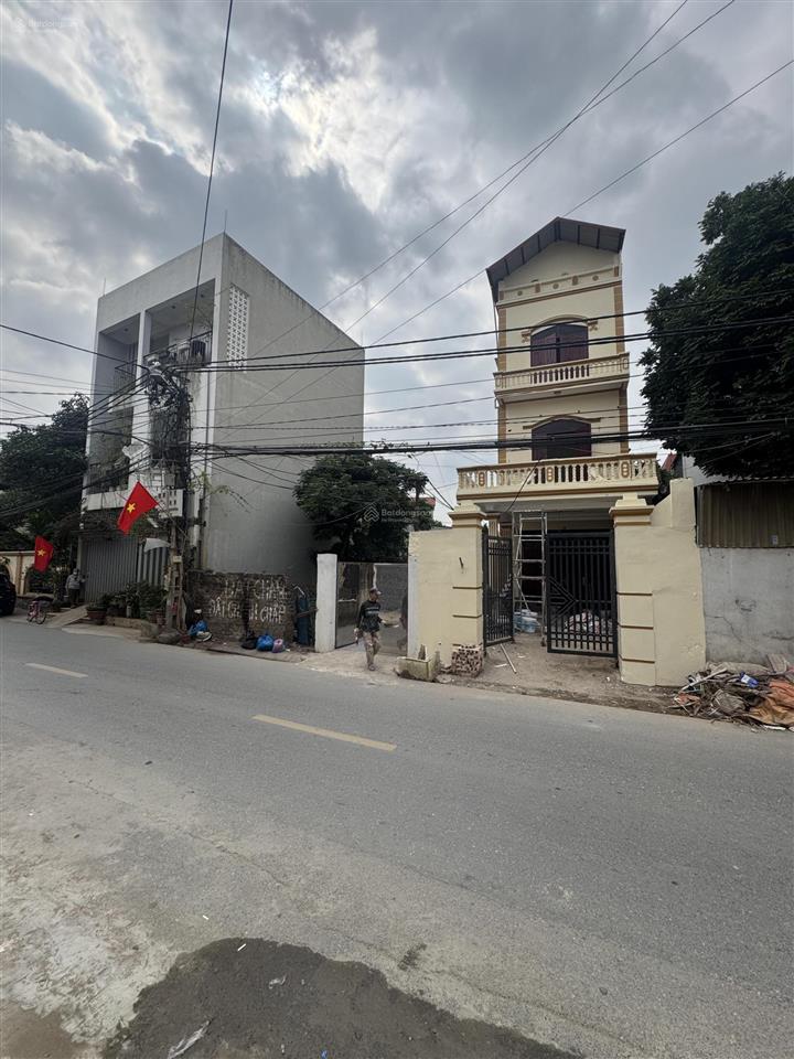 Bán đất kinh doanh đối diện thành phố thông minh brg