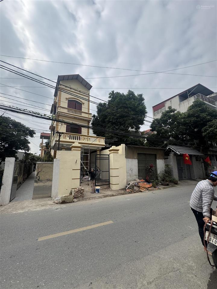 Bán đất kinh doanh đối diện thành phố thông minh brg