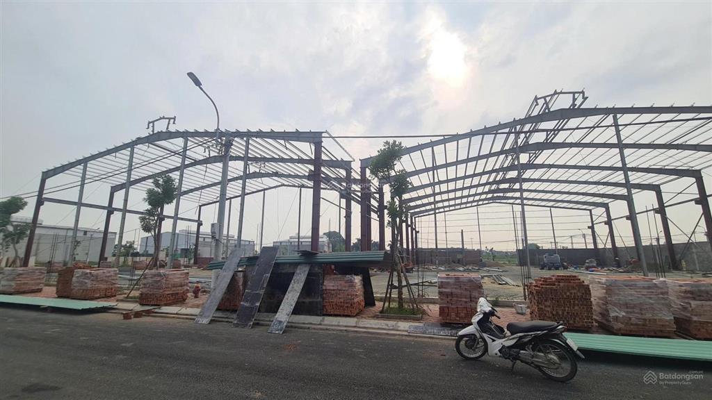 Cho thuê kho, nhà xưởng 1000m2 tại xã đan phượng, giá tốt 70 nghìn / m2/th