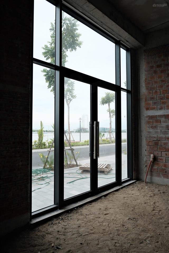 Siêu phẩm towhouse 2 mặt tiền, sông hàn  trần hưng đạo, 5 tầng. sổ đỏ trao tay