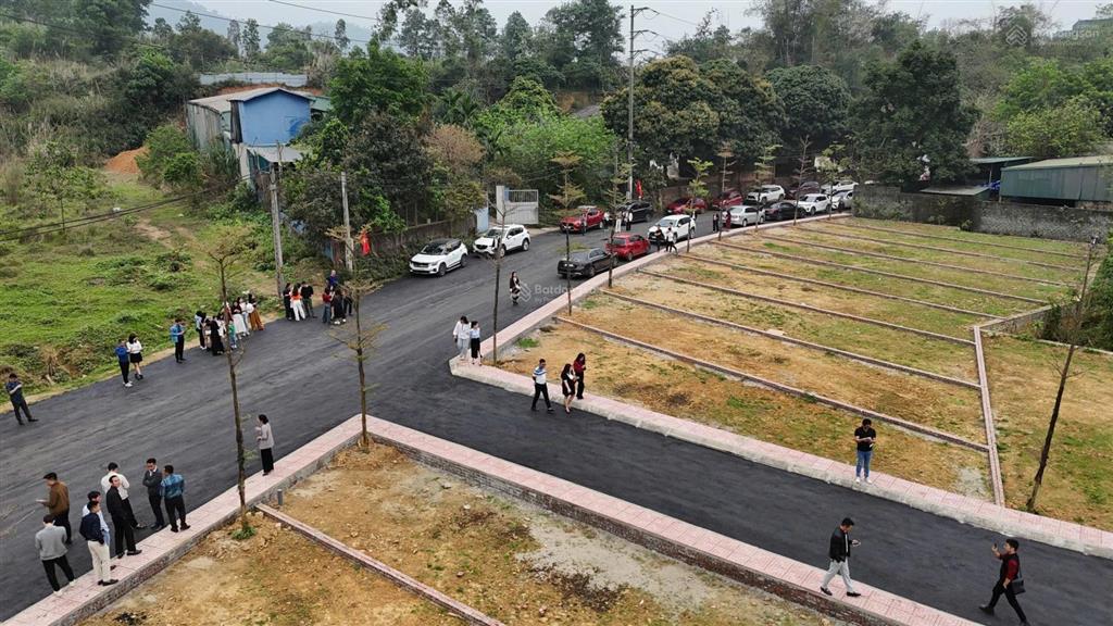 Lô góc 2 mặt tiền giá tốt hơn thị trường 200tr. sát ql21, metro 5. tiện kinh doanh hoặc đầu tư