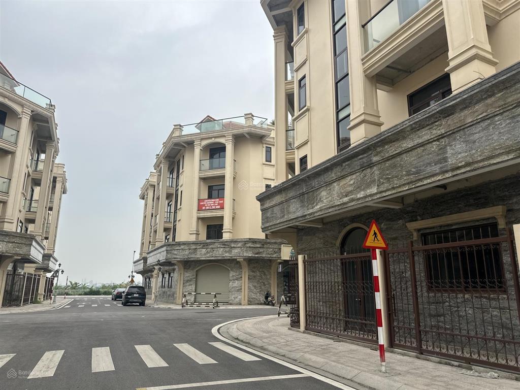 Cần bán gấp căn rẻ nhất liền kề 5t, có thang máy full giá 12 tỷ, ht vay ls 0%, vốn vào chỉ 3.8tỷ