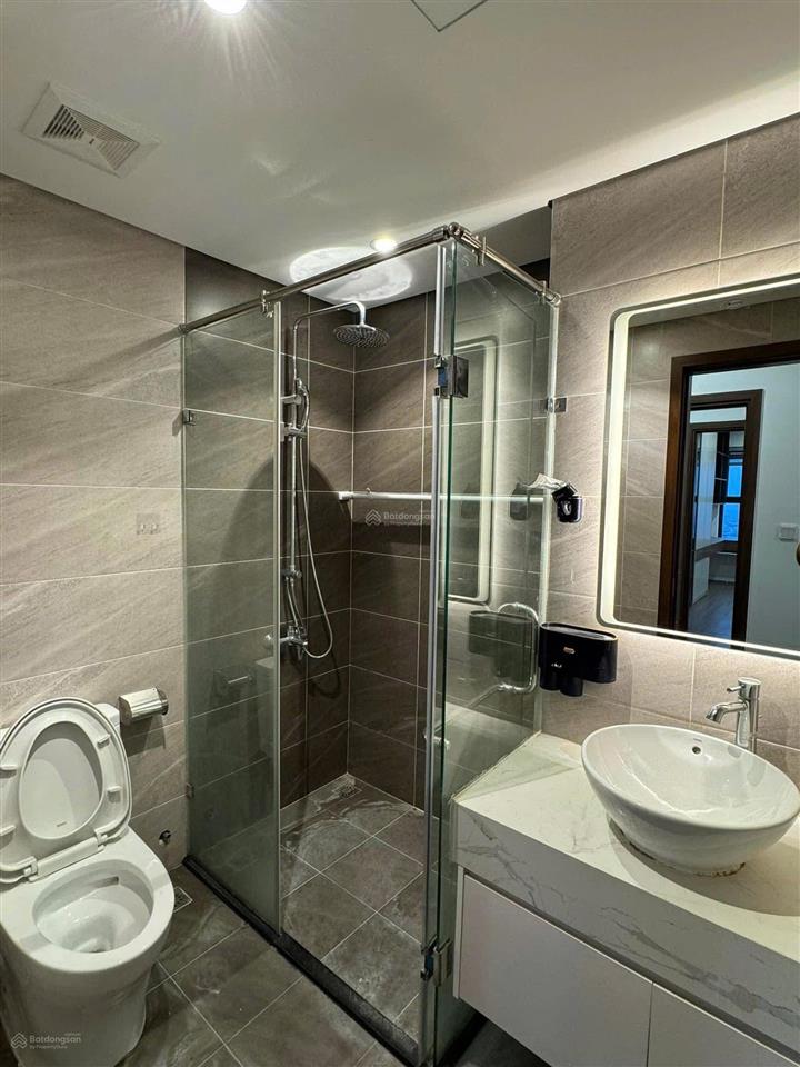 Sổ đỏ chính chủ căn góc 114m 3n2vs o9o2248ii5 tại berriver 390 nguyễn văn cừ 11tỷ