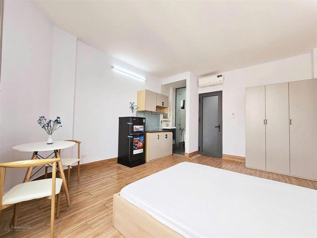 Studio khép kín full nội thất | cửa sổ lớn cực thoáng | ngay ngã 4 cao thắng  nguyễn thị minh khai