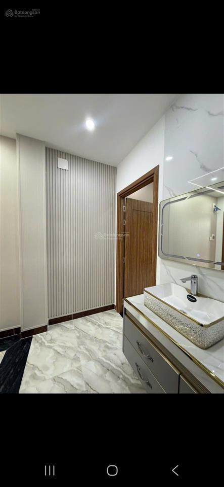 Bán nhà mới hxh đường chiến lược. bình trị đông a. bình tân.4x14m, 4,5 tấm, giá 7,3 tỷ.