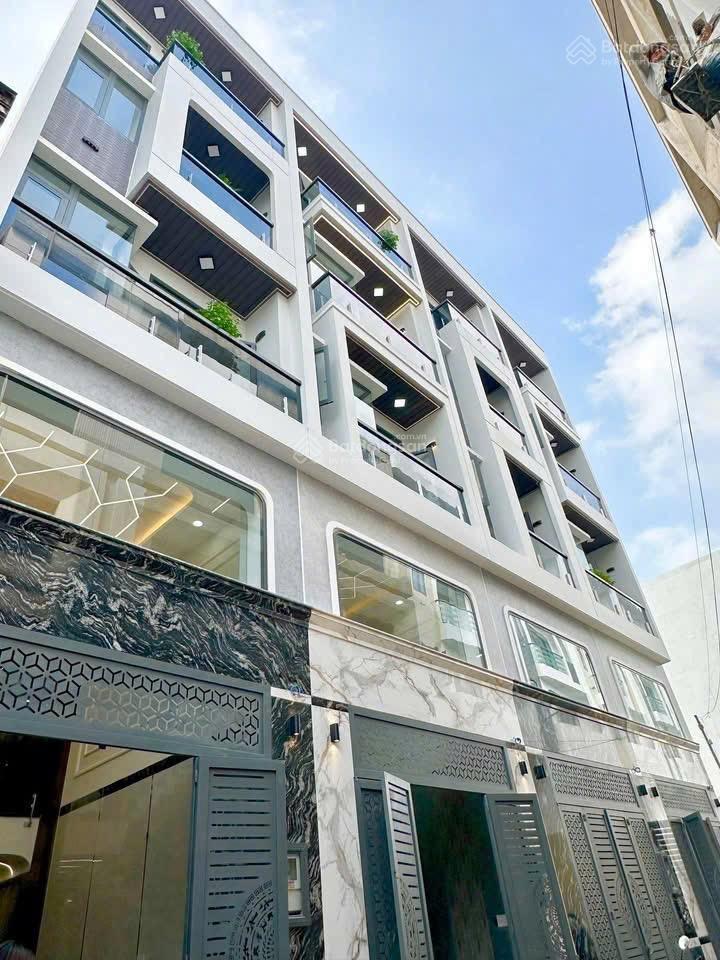 Bán nhà mới hxh đường chiến lược, bình trị đông. bình tân. 4x16m, 4,5 tấm, giá 7,95 tỷ.