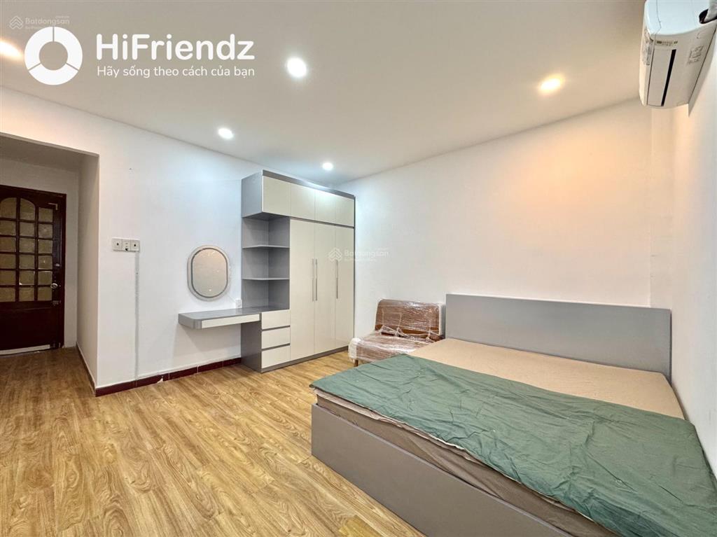 Khai trương căn hộ 25m2 cửa sổ trời lớn. full tiện nghi mới, máy giặt riêng. ngay cầu công lý q3
