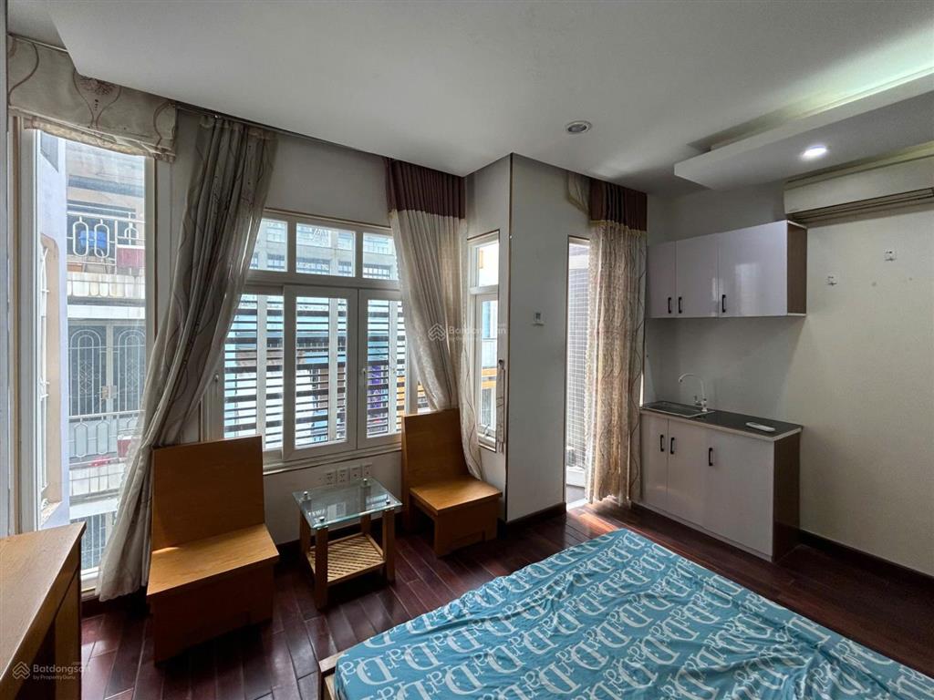 Trống phòng studio ban công 23m2, tiện nghi đầy đủ như ảnh. khu an ninh, gần cầu lê văn sỹ quận 3
