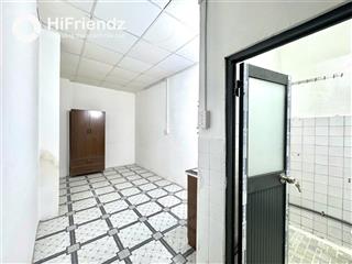 1p studio sinh viên chỉ 3x, chi phí sinh viên. máy lạnh, kệ bếp gần ga saigon q3
