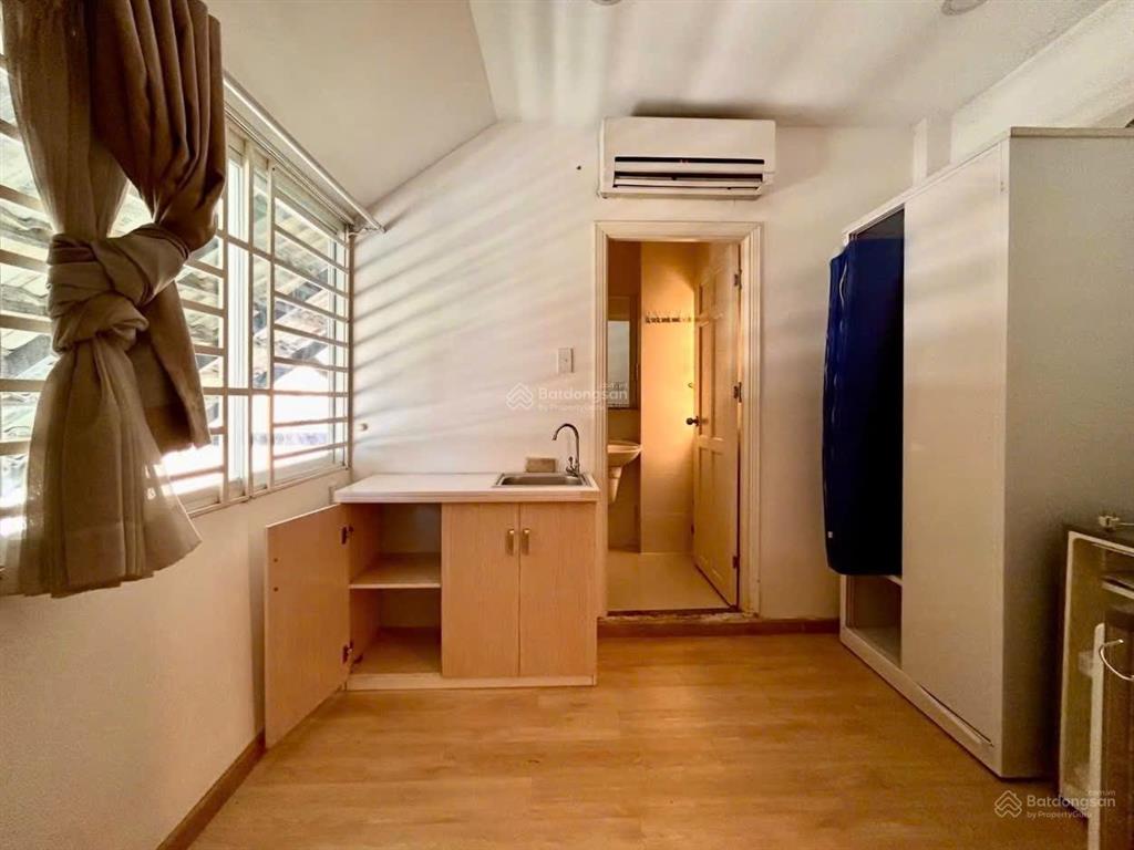 Trống trọ sinh viên, full tiện nghi chỉ với 3x. studio cửa sổ trời, gần phố tây bùi viện q1