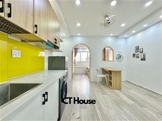 Căn hộ 1 phòng ngủ ban công 50m2 full nội thất. ngay ngã 4 phú nhuận, nguyễn trọng tuyển