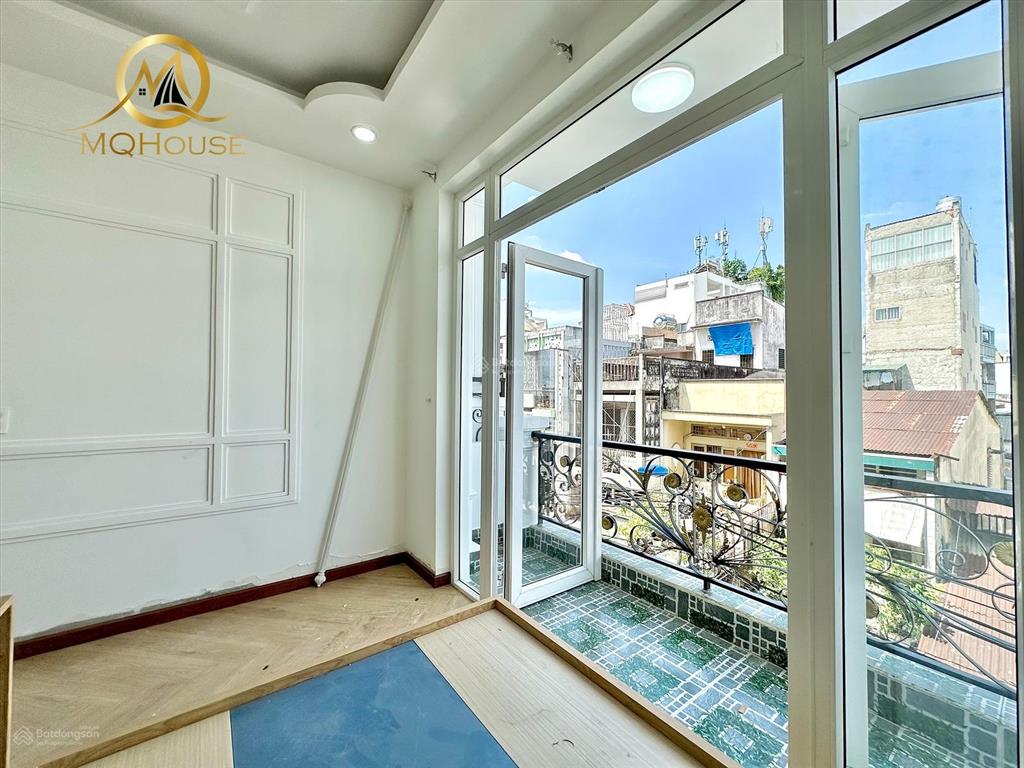 Khai trương căn hộ studio 35m2 có ban công, nội thất mới. chợ bà chiểu, yên đỗ. giáp quận 1