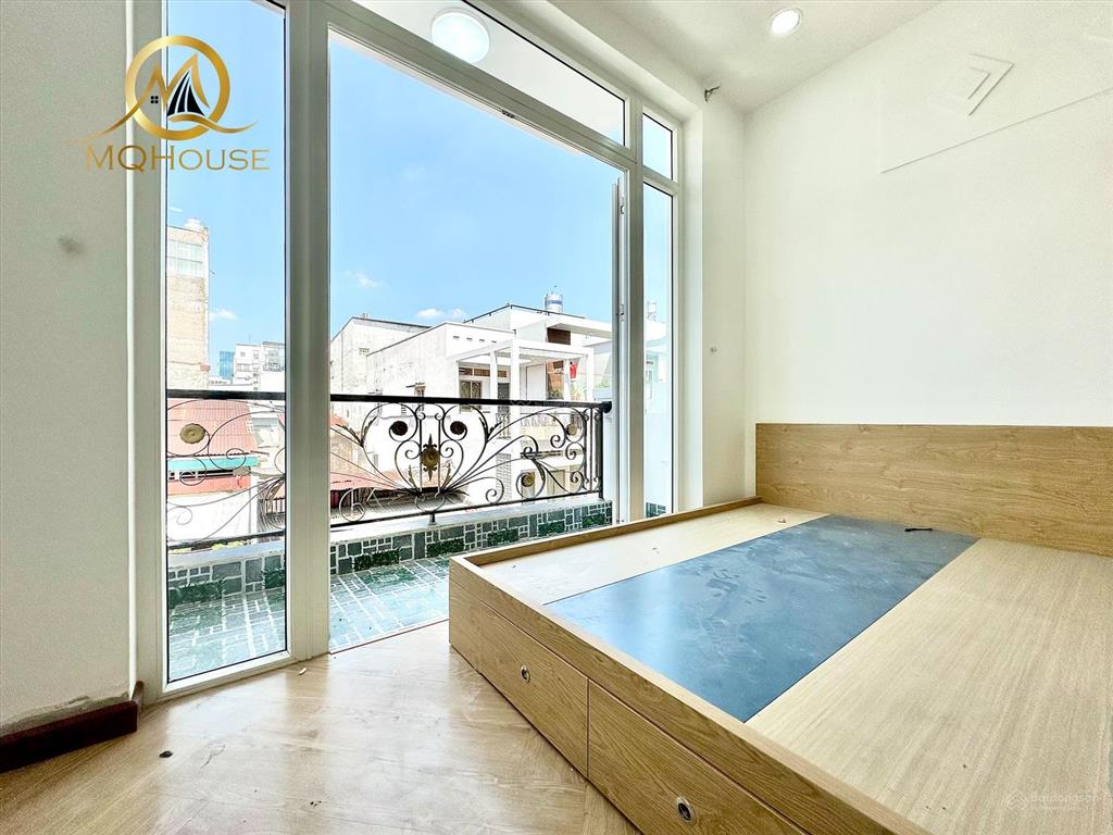 Khai trương căn hộ studio 35m2 có ban công, nội thất mới. chợ bà chiểu, yên đỗ. giáp quận 1